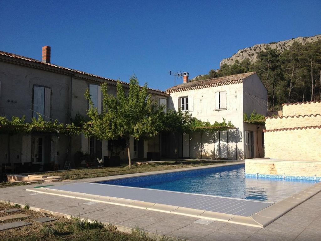 Domaine De La Ramade * Narbona